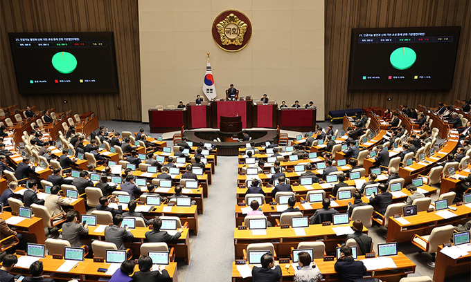 AI 규제 ‘실종’… 한국 ‘AI 기본법’ 구멍 숭숭 