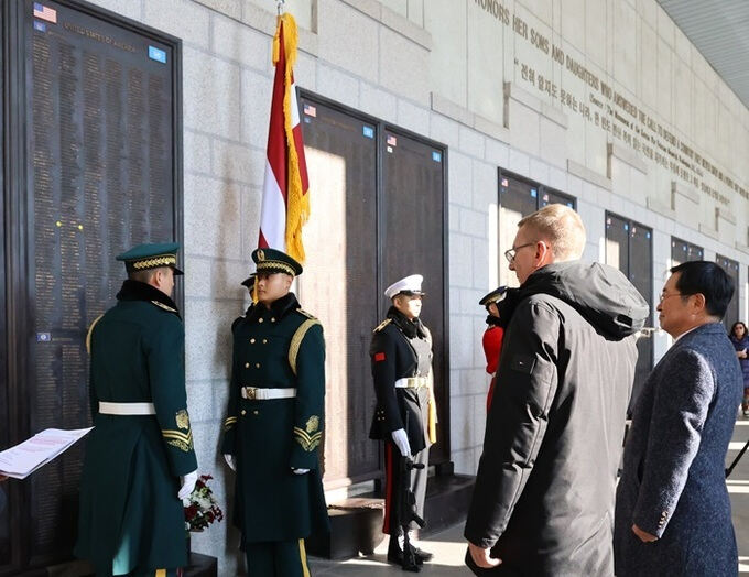 ‘숨은 참전국’ 라트비아에서 온 농구 감독
