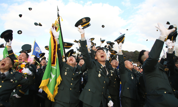 “국가 안 지키고, 대기업 갈래요”…육사생도 5명 중 1명 자퇴 [수민이가 궁금해요]