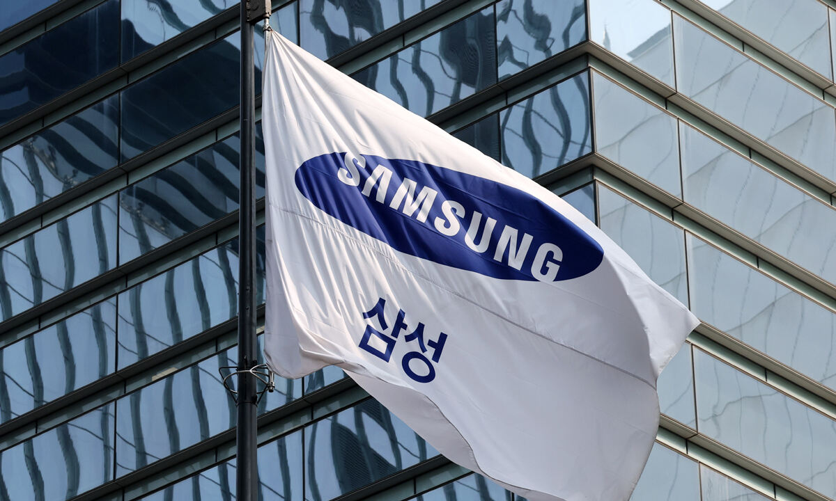 삼전 담은 개미들 환호성… 삼성전자 개인투자자에게 배당금 2.2조 쏜다