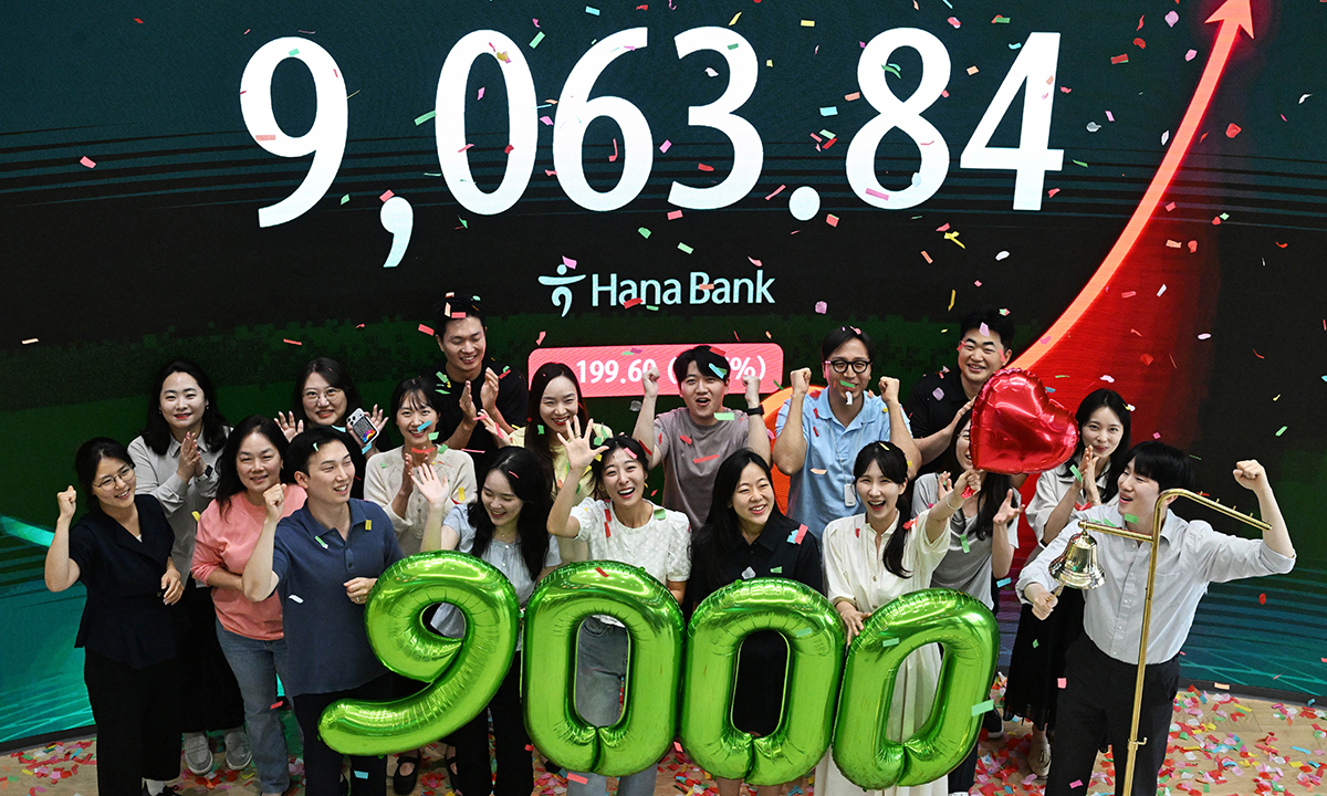 美매파도 못막은 진격의 코스피… 사상 첫 9000 돌파 [코스피 9000시대]