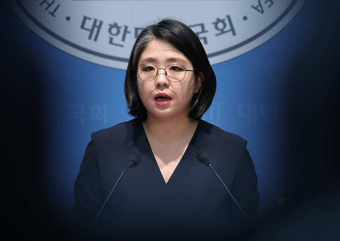 '범여 통합' 상징 카드가 부메랑으로…정부·