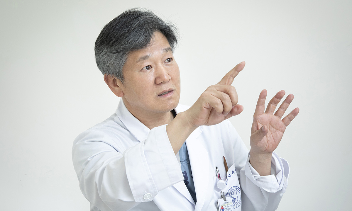 산부인과학회 이사장 “임신중지약, 의료·법적 안전관리체계 없이 들여오면 위험”