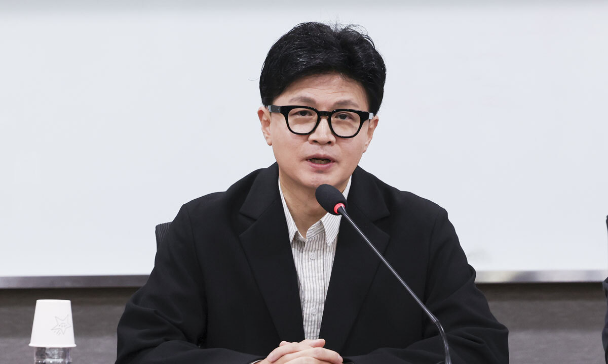 민주 “딸 허위 스펙 수사 외압” vs 한동훈 “망상에 개떼처럼 달려들어”