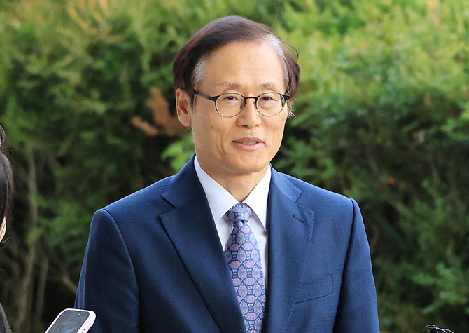 “李 기소 ‘위례사건’ 위법 수사 못 찾아”<br>檢미래위 진상조사단 첫 보고